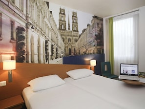 In-room safe, desk, iron/ironing board, free WiFi