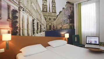 In-room safe, desk, iron/ironing board, free WiFi