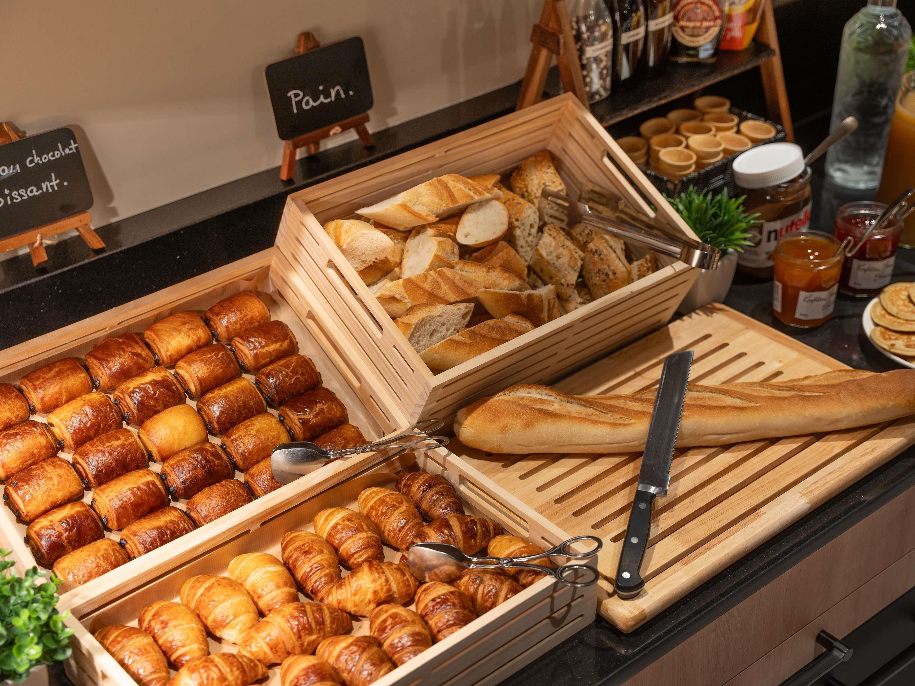 Kontinental frokost hver dag (EUR 12 per person)