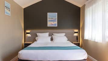 Standard-Doppelzimmer, 1 Schlafzimmer | Allergikerbettwaren, Schreibtisch, Bügeleisen/Bügelbrett