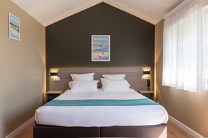 標準雙人房, 1 間臥室 | 低過敏寢具、書桌、熨斗/熨衣板、免費無線上網