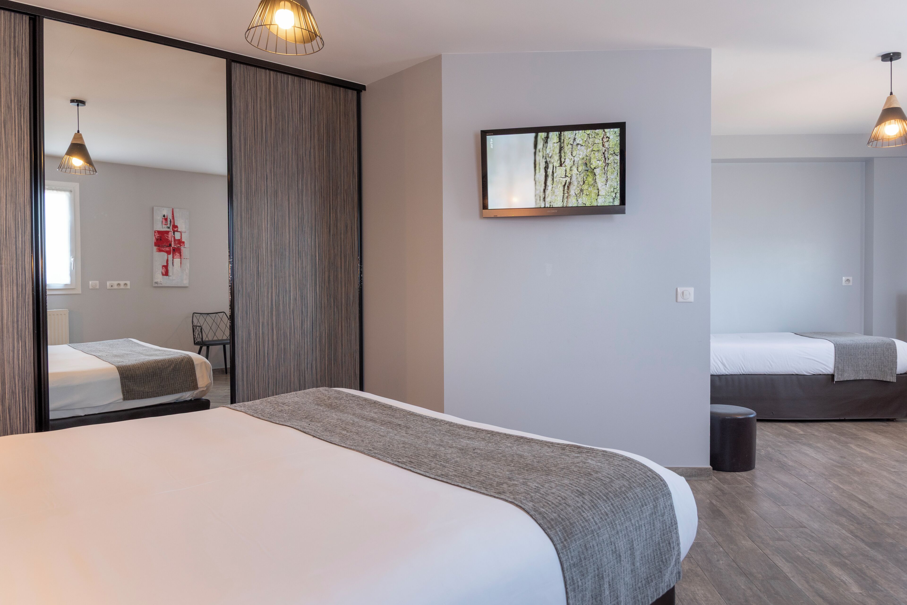 superior triple room | 1 bedroom, hypo-allergenic bedding, desk, iron/ironing board