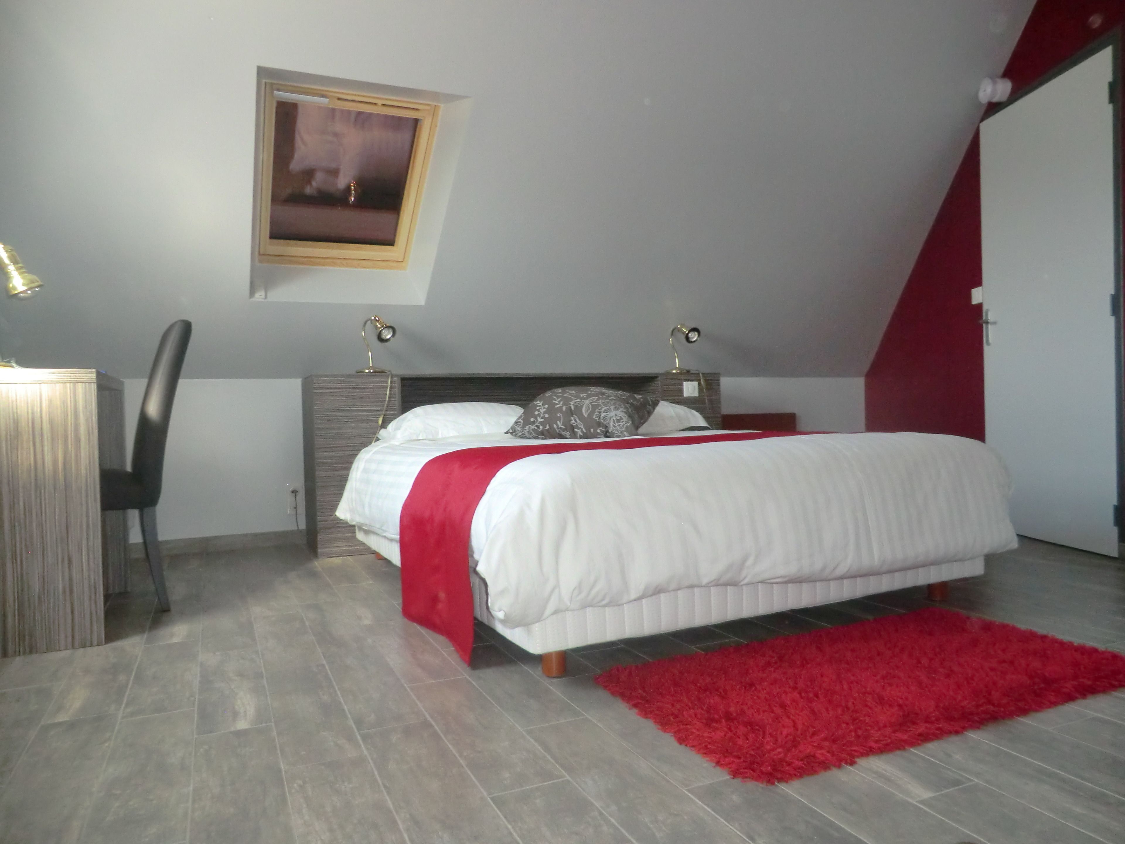 1 bedroom, hypo-allergenic bedding, desk, iron/ironing board