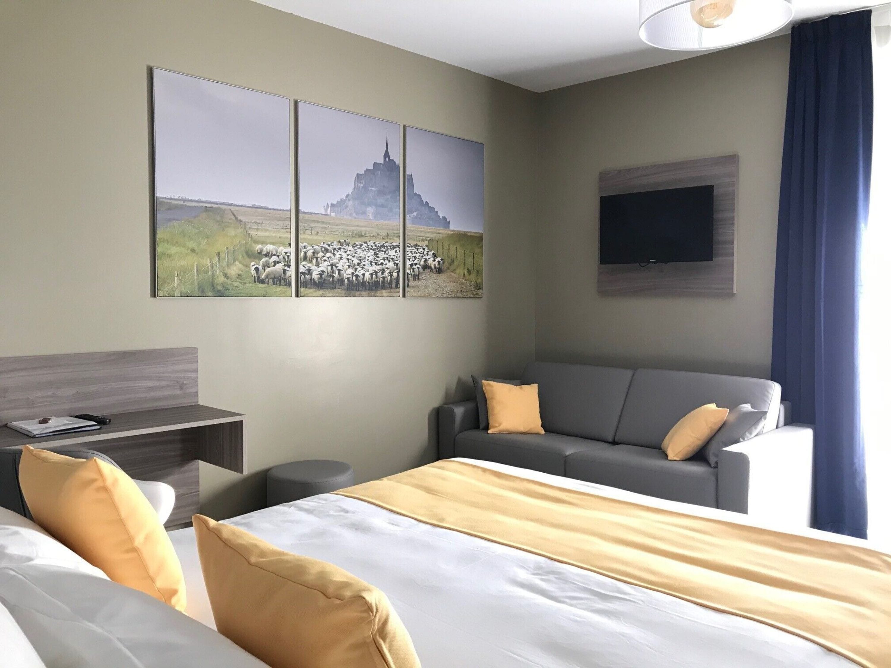 superior quadruple room | 1 bedroom, hypo-allergenic bedding, desk, iron/ironing board