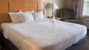 Bộ đồ giường kháng dị ứng, két bảo mật tại phòng, màn/rèm cản sáng