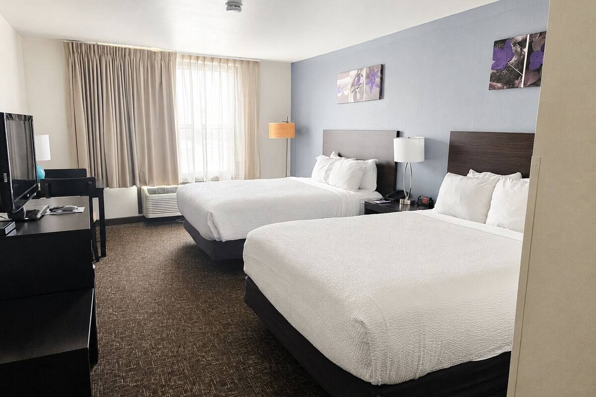 Standard Room, 2 Queen Beds, Non Smoking
