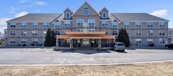 Sleep Inn & Suites near Spirit Mountain