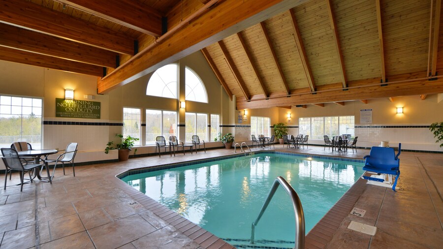 Sleep Inn & Suites near Spirit Mountain