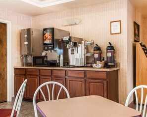 Free daily full breakfast 
