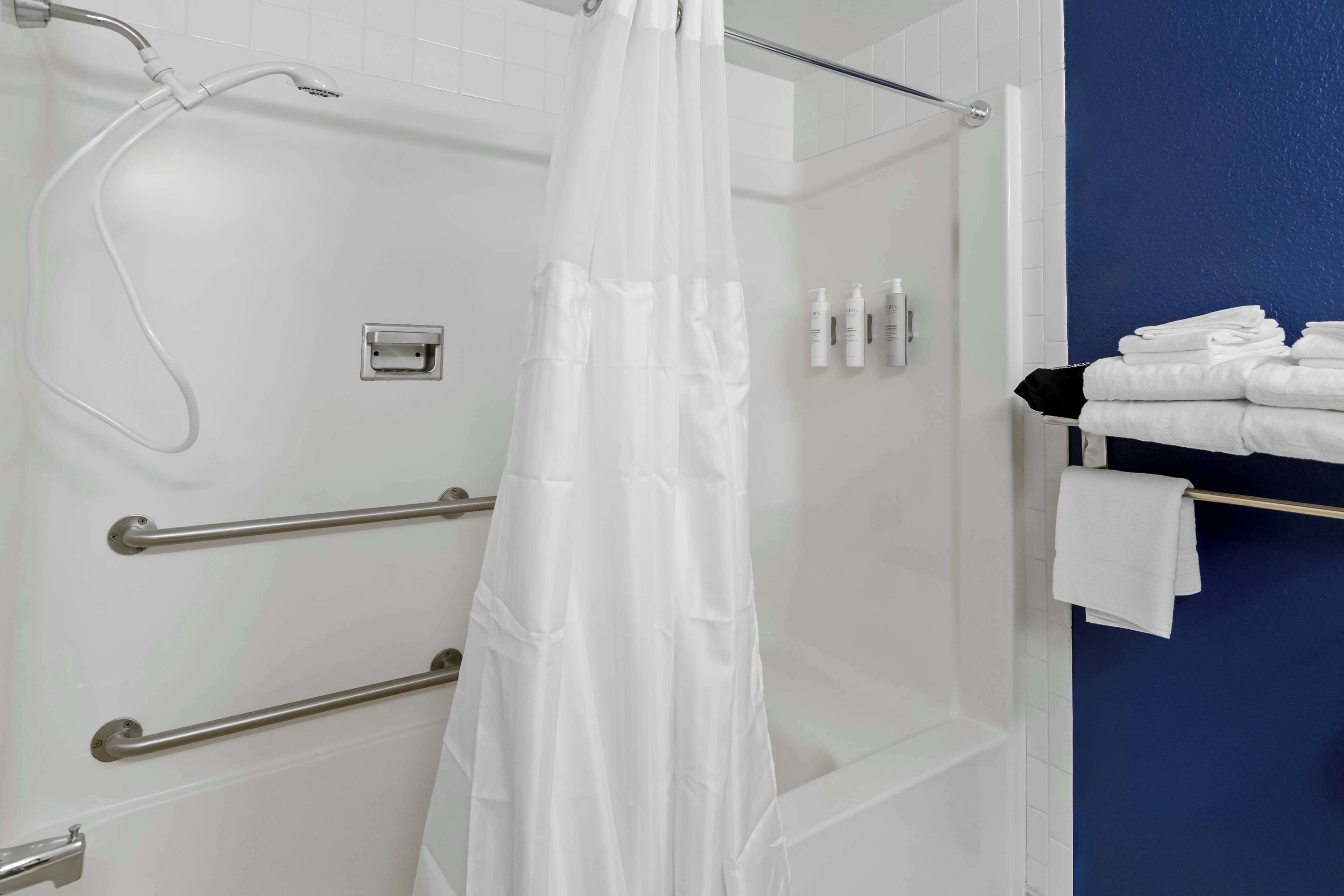 room, 2 queen beds, accessible, bathtub (mobility) | bathroom | combined shower/bathtub, hair dryer, towels