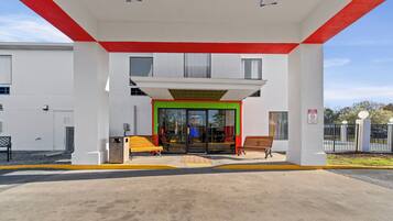 EntrĂ©e de lâhĂ©bergement