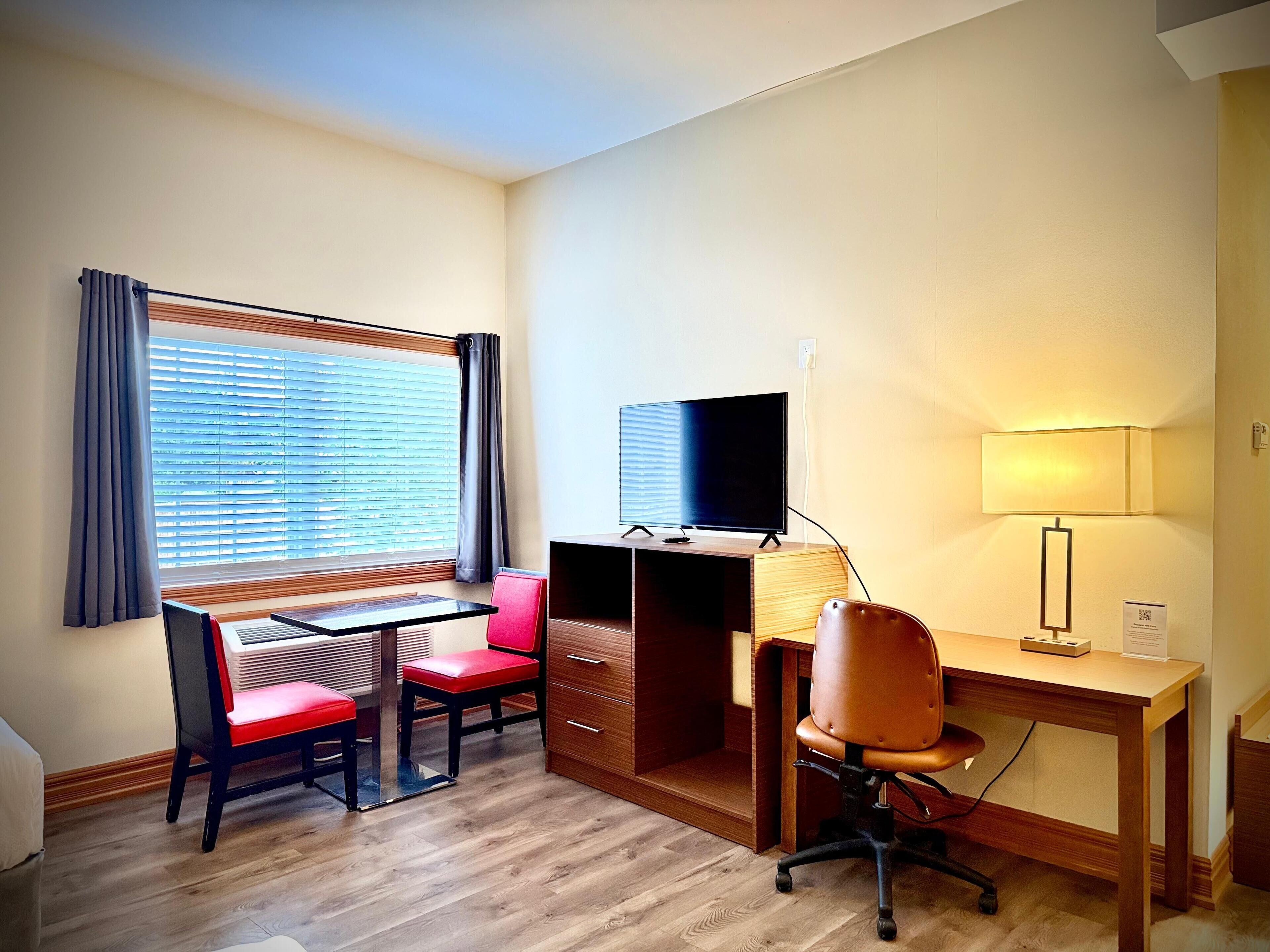 standard room, 1 king bed with sofa bed, non smoking (with sofabed) | in-room safe, desk, laptop workspace, iron/ironing board