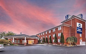 Front of property - Best Western Kincardine (Kincardine)