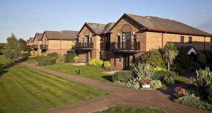 Five Lakes Resort
