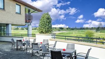 Se sirven desayunos, almuerzos y cenas