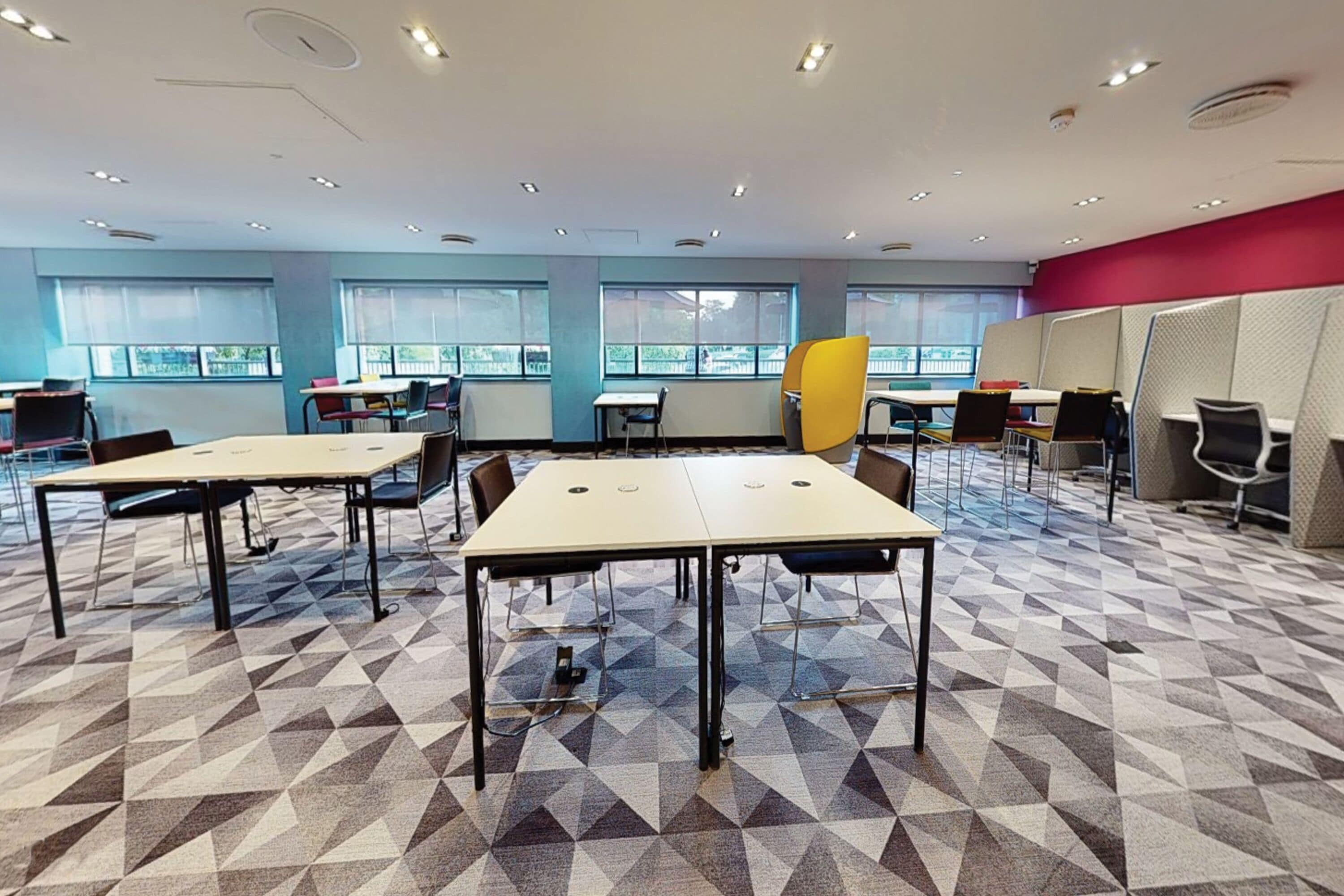 Photo - Village Hotel Leeds North