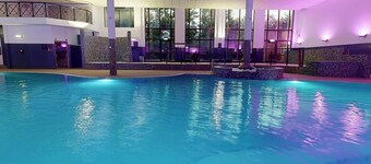 Village Hotel Leeds North