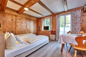 Literie hypoallergénique, surmatelas, coffres-forts dans les chambres