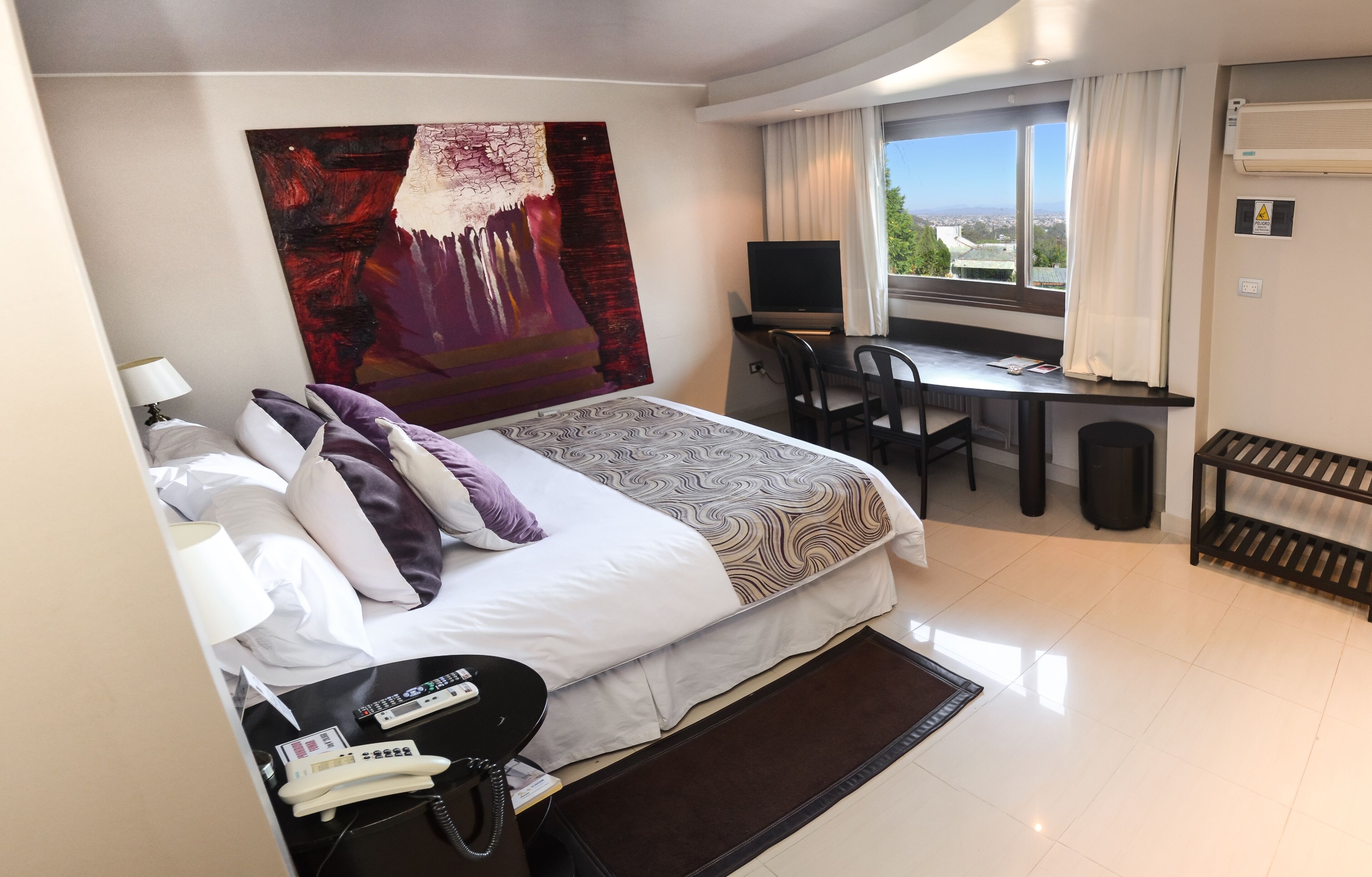 junior double room | minibar, in-room safe, free wifi, bed sheets