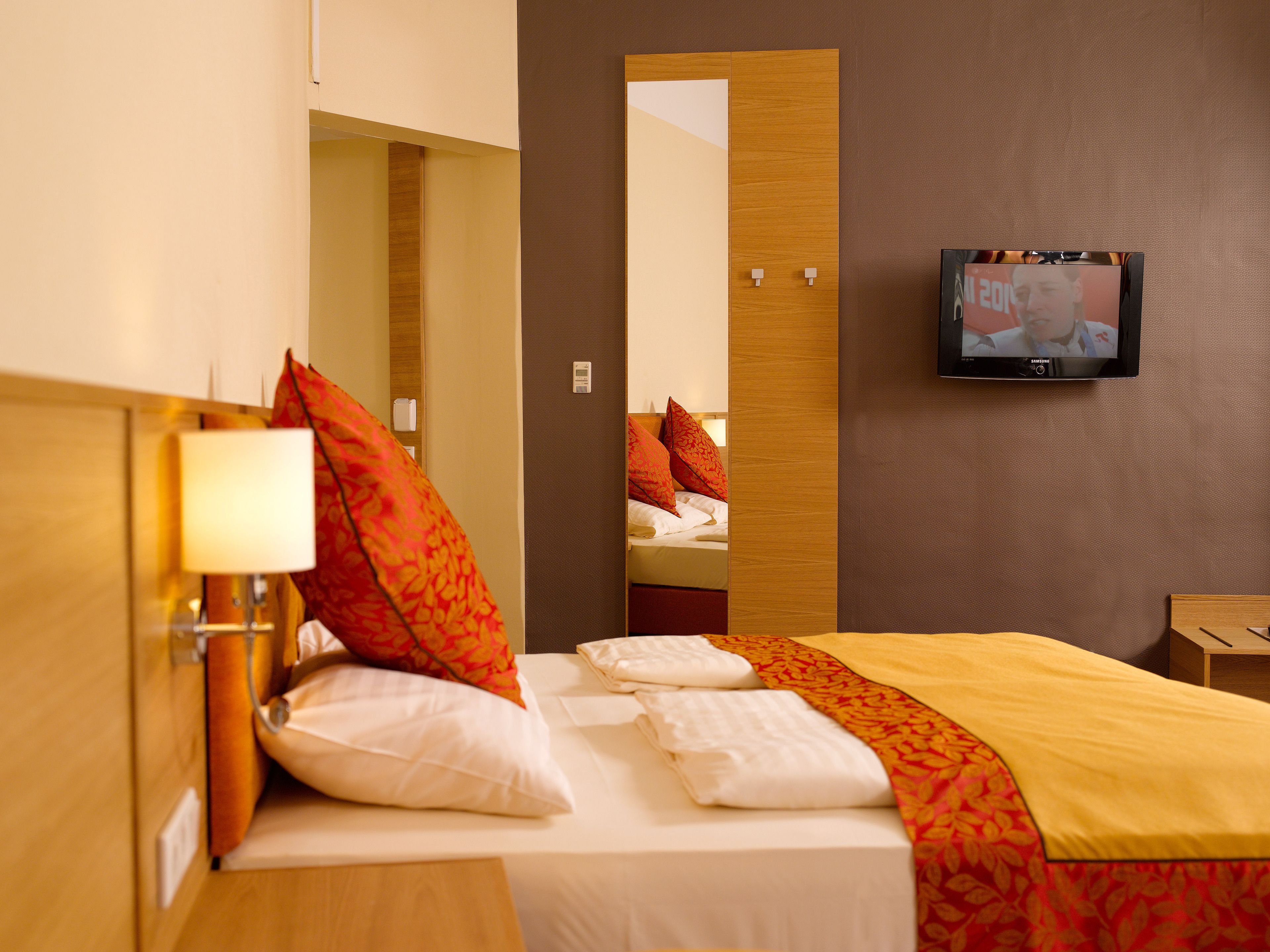 comfort double room | minibar, in-room safe, desk, blackout curtains