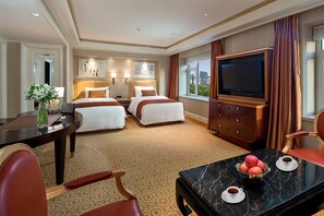 Minibar, in-room safe, individually decorated, desk