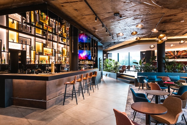 Almoço e jantar, local e internacional