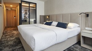 Executive Double Room, Pool Access | In-room safe, blackout curtains, iron/ironing board, free WiFi - OREA Hotel Pyramida Praha (Prague)