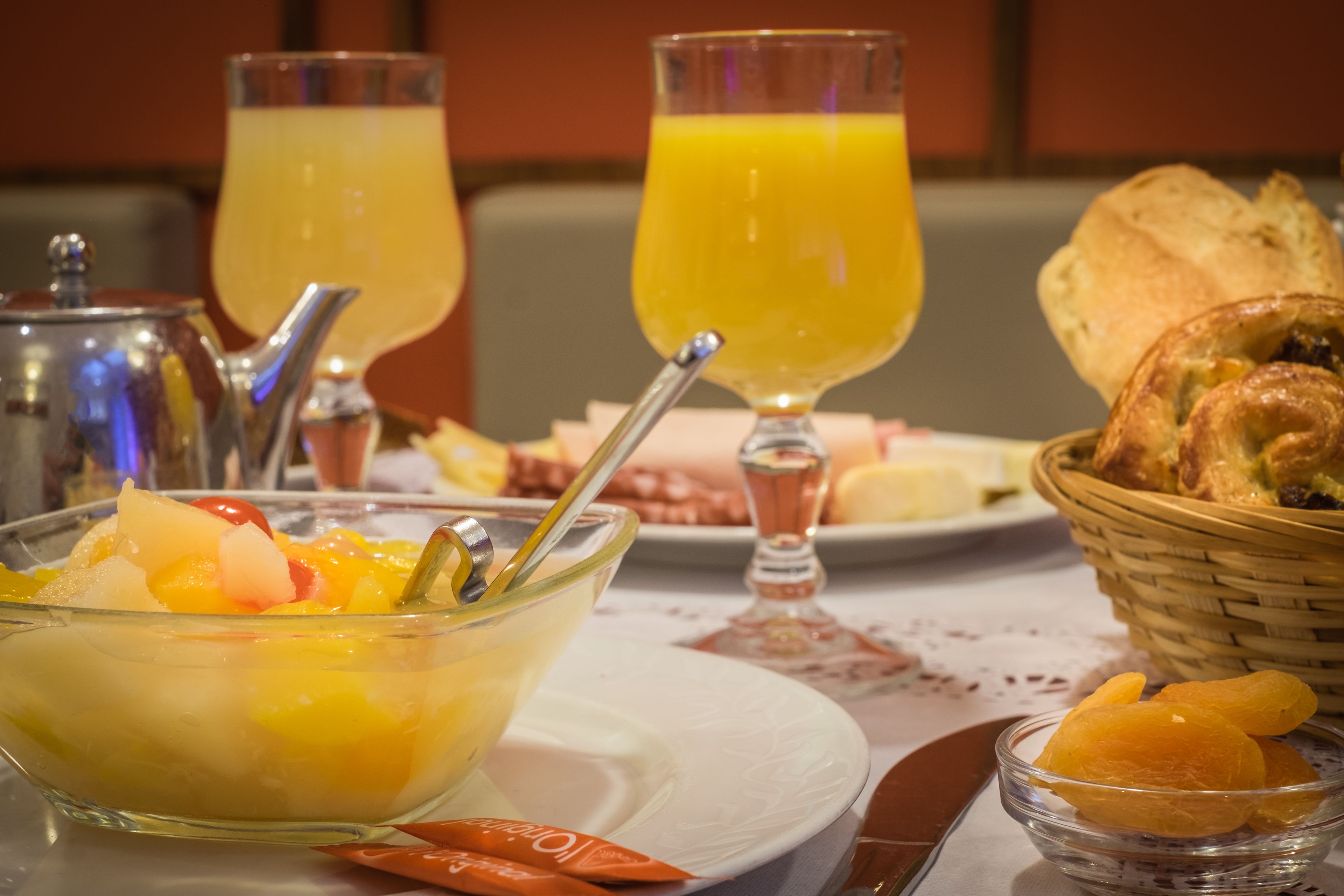 daily continental breakfast (eur 12 per person)