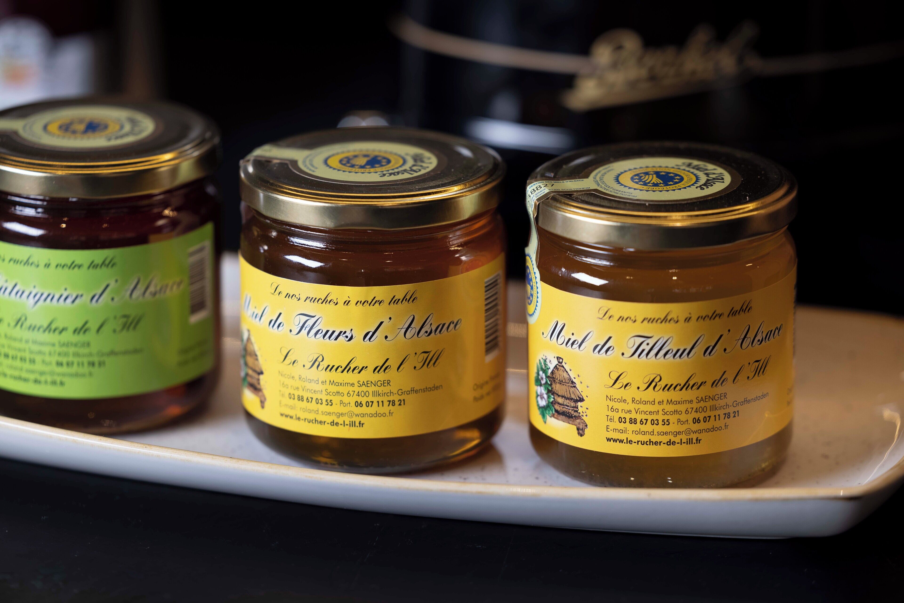 daily buffet breakfast (eur 18 per person)