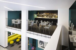 Coffee shop