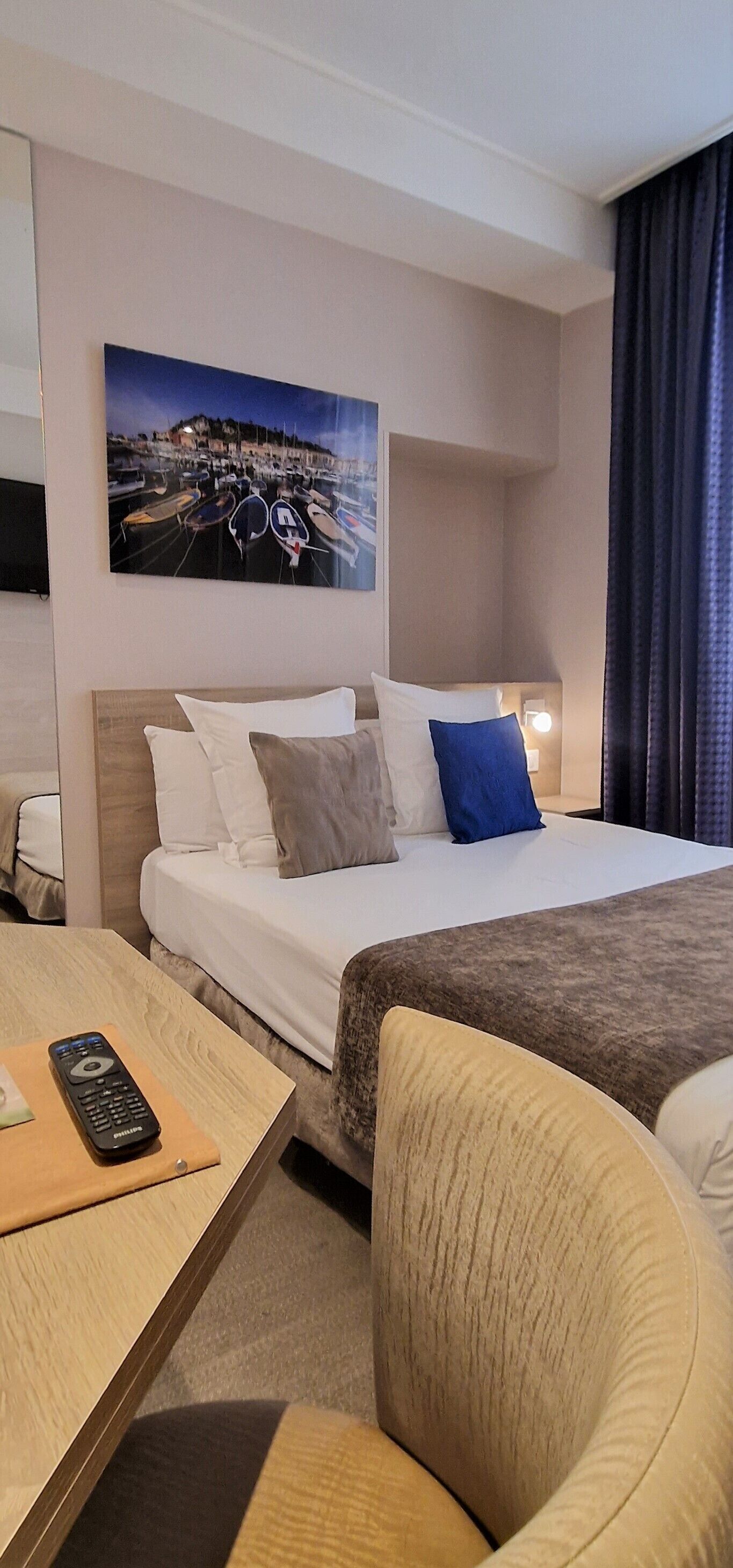 Premium bedding, memory foam beds, in-room safe, blackout drapes
