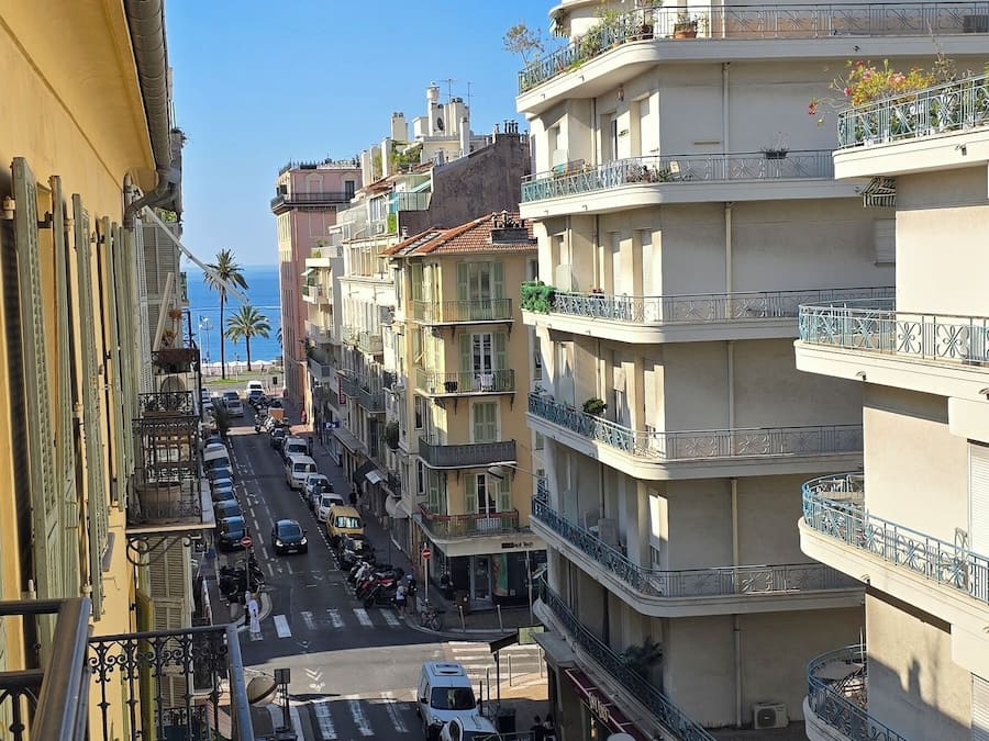 Apartamento en 4ª planta sin ascensor | Ropa de cama de alta calidad, colchones viscoelásticos, caja fuerte