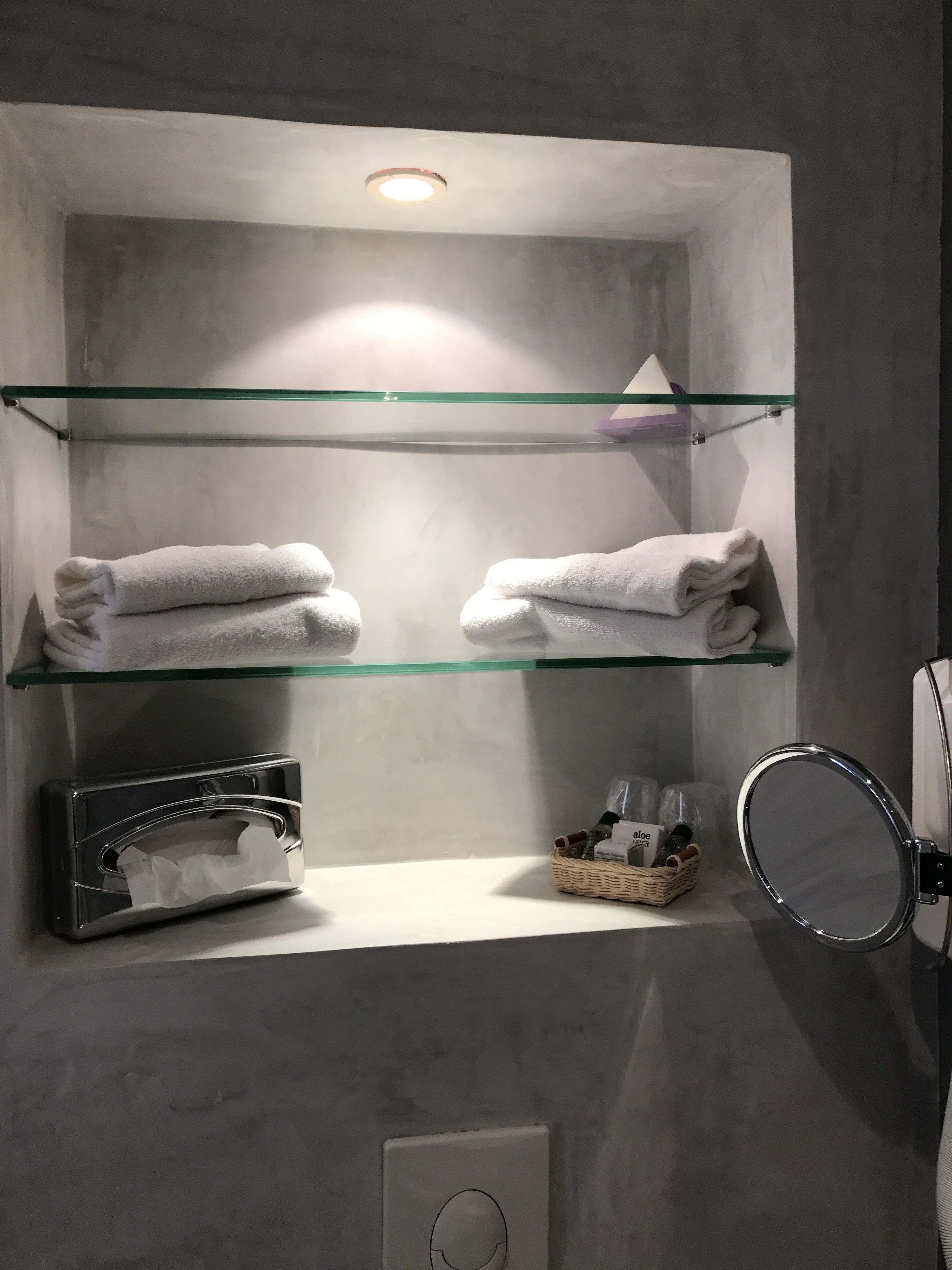 standard double or twin room, garden level | bathroom amenities | free toiletries, hair dryer, towels, soap