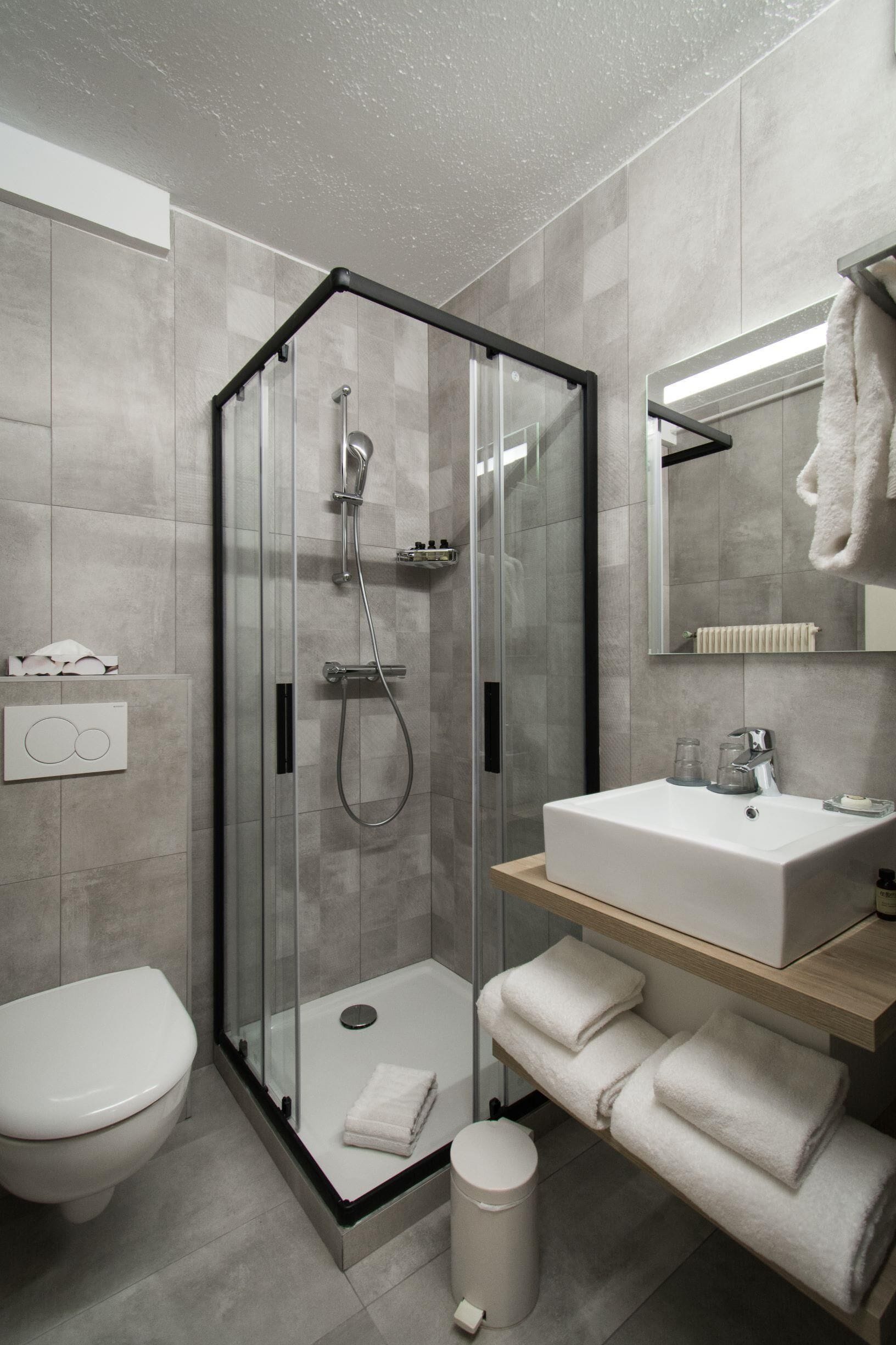 1 bedroom, premium bedding, in-room safe, blackout curtains