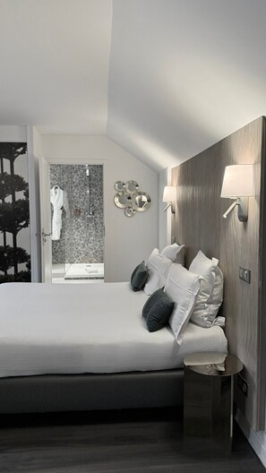 Suite | 1 bedroom, premium bedding, in-room safe, blackout drapes