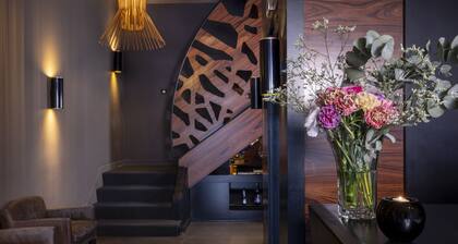 L'Hôtel - Face au Château - Boutique Hôtel et Séminaires