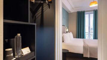 Literie de qualité supérieure, coffres-forts dans les chambres, bureau