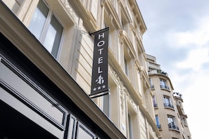 Exterior - Le 46 Hotel (Paris)