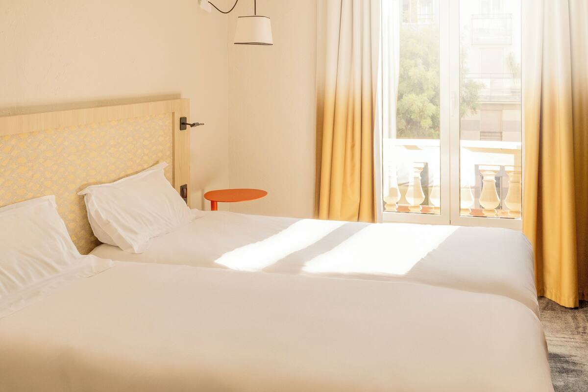 Comfort-Doppel- oder -Zweibettzimmer
