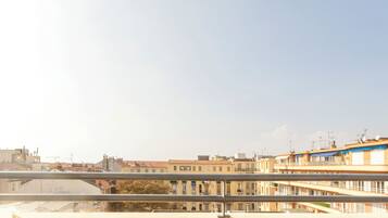 Comfort-Doppelzimmer, Terrasse | Minibar, Zimmersafe, Schreibtisch, VerdunkelungsvorhÀnge