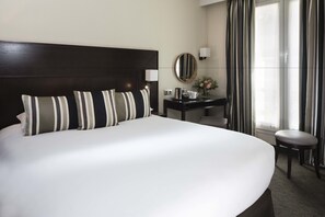 Double Room | In-room safe, desk, blackout drapes, soundproofing