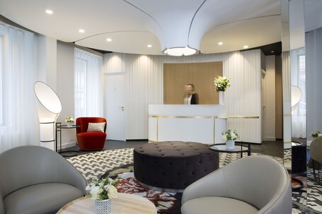 Hotel Pastel Paris - Image 2