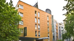Uklassifisert bilde, 4 av 44, knapp