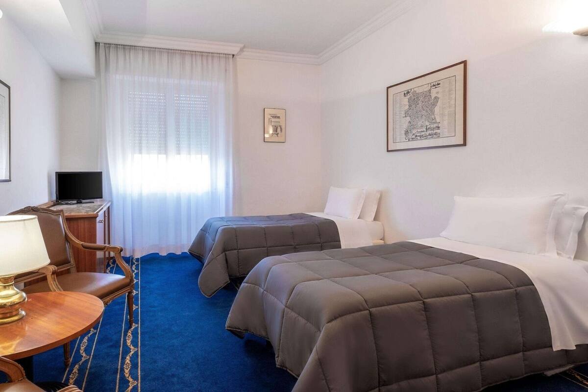 客房內保險箱、書桌、熨斗/熨衣板、免費搖籃/嬰兒床