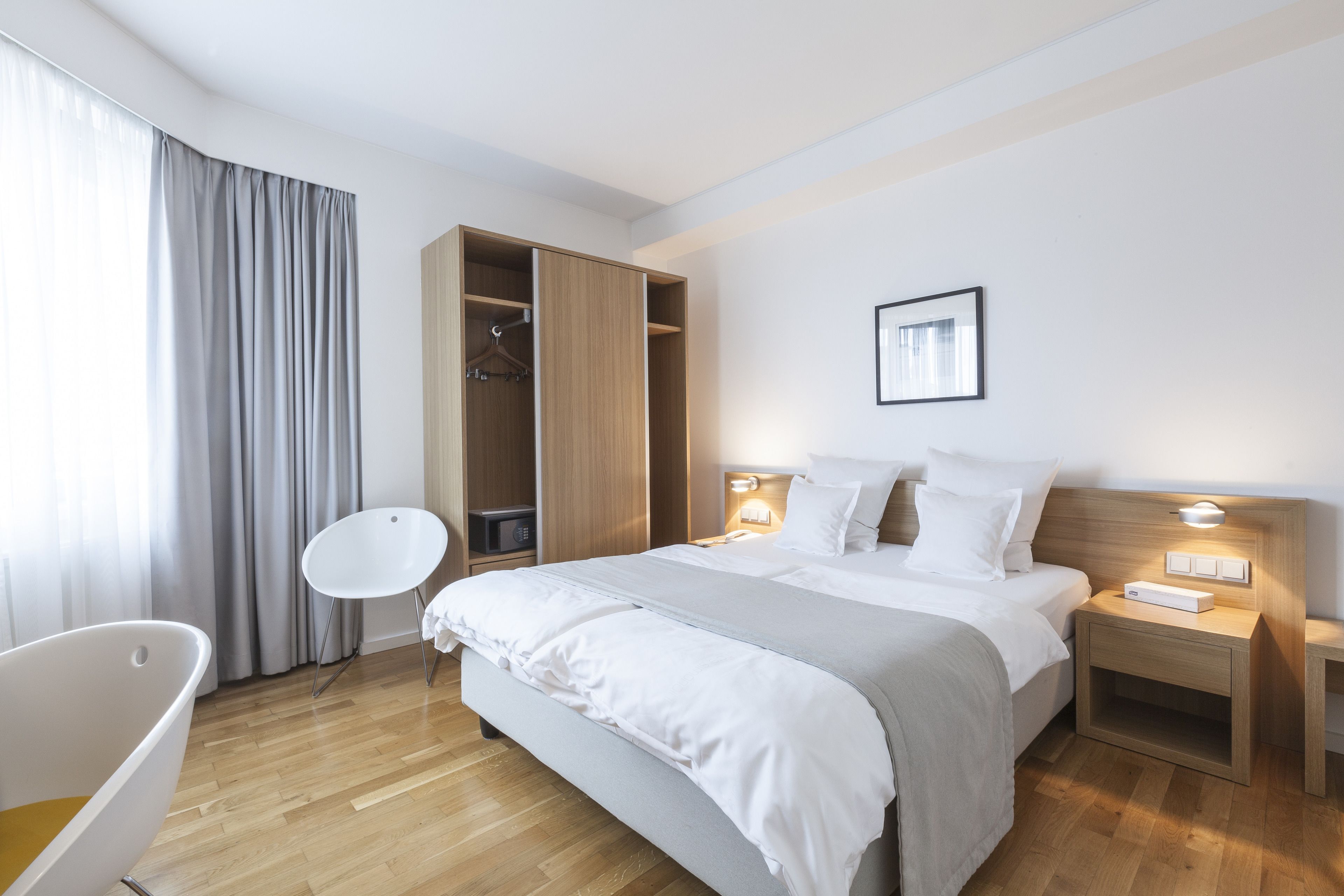 Premium bedding, minibar, in-room safe, individually decorated