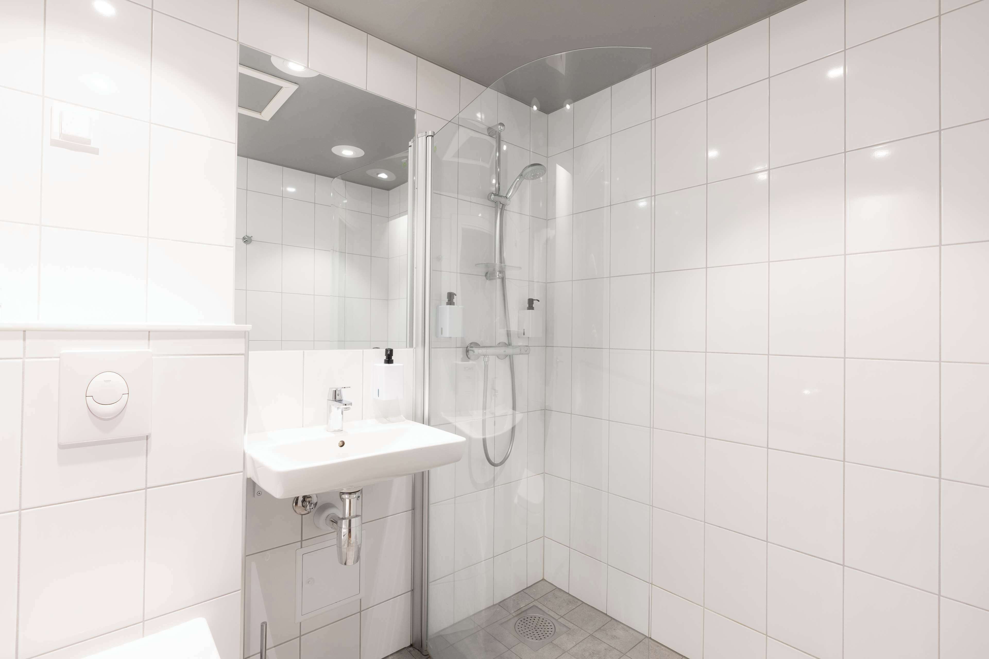 family room (standard) | iron/ironing board, rollaway beds, free wifi, bed sheets