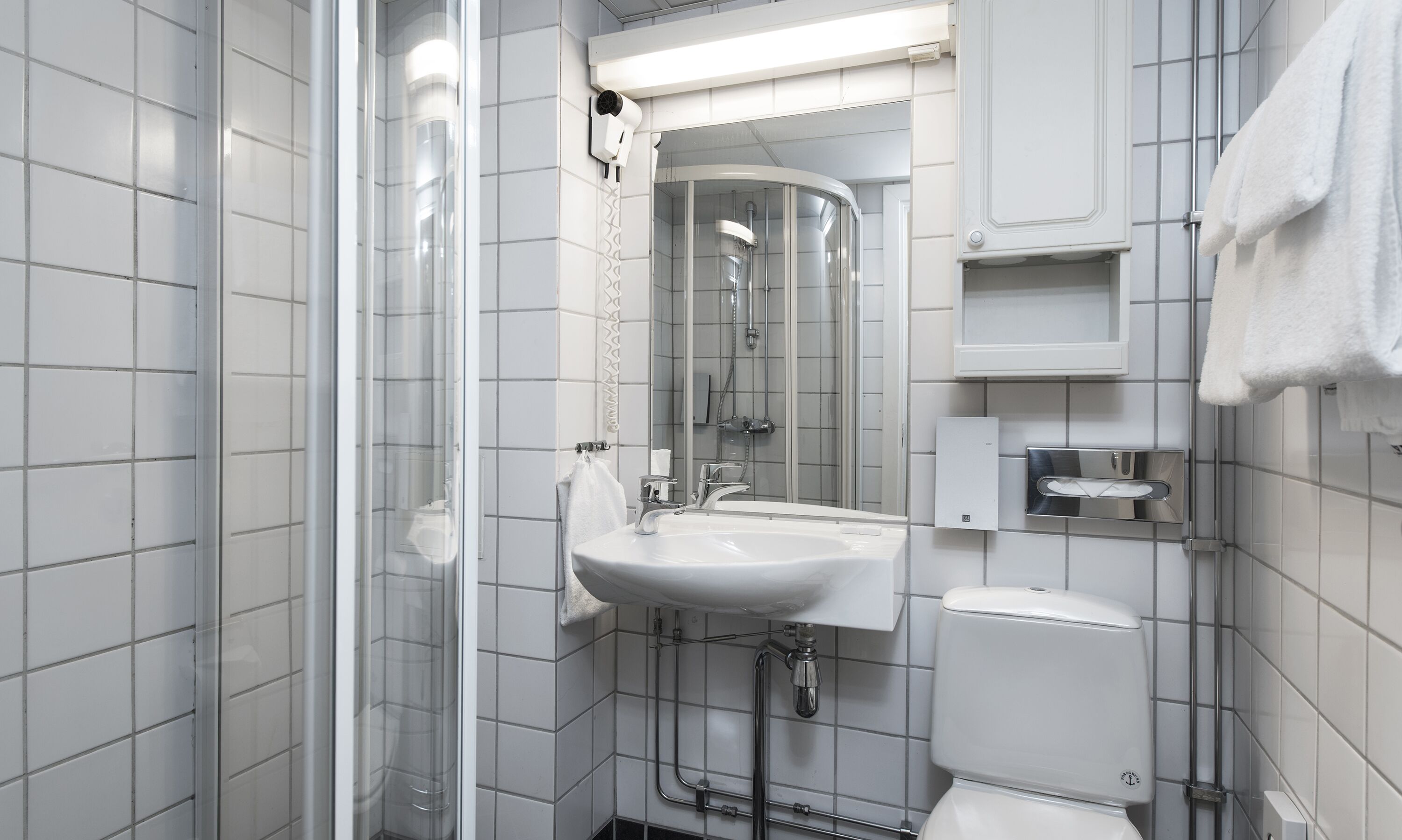 standard double room, non smoking | premium bedding, desk, free wifi, bed sheets