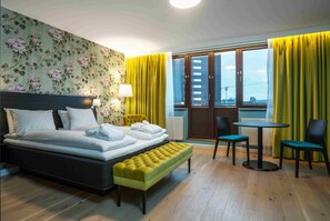 Habitación superior, para no fumadores | Ropa de cama de alta calidad, escritorio, wifi gratis y ropa de cama 