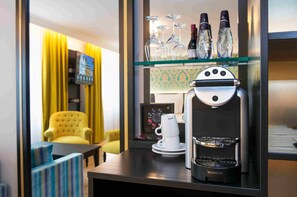 Superior Room, Non Smoking | Minibar, desk, laptop workspace, blackout drapes