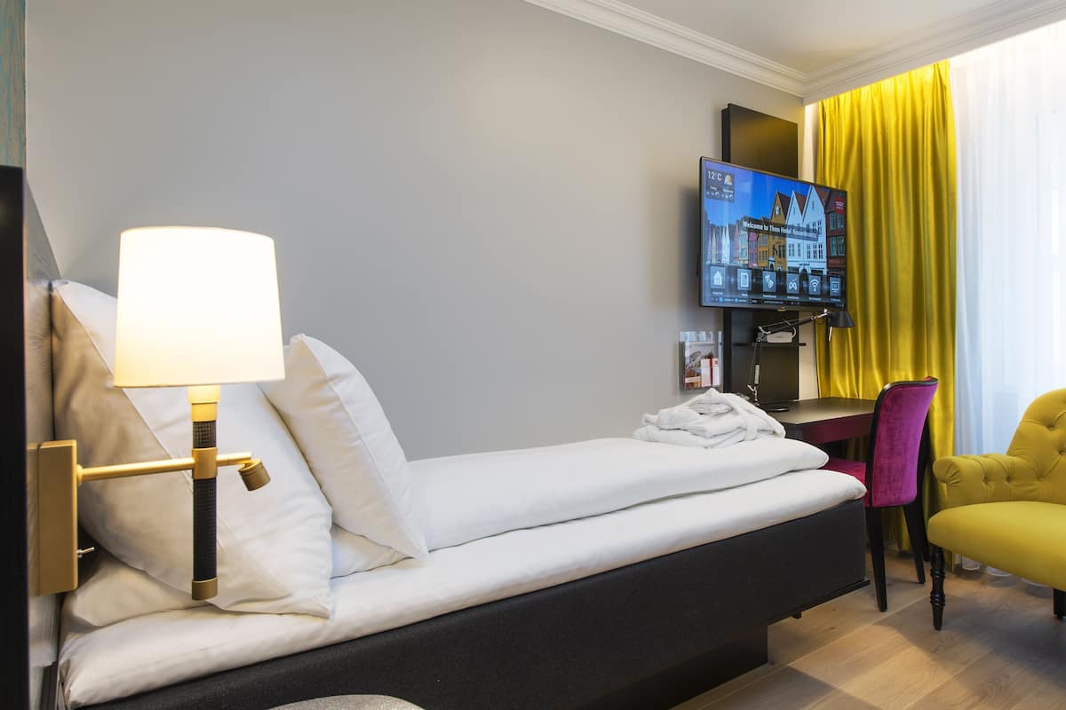 Minibar, desk, laptop workspace, blackout curtains